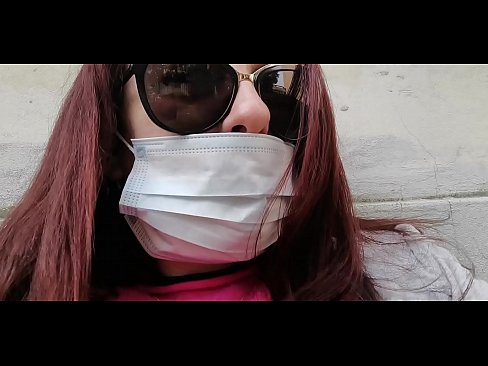 ❤️ Nicoletta hakmerret me fqinjin e saj dhe urinon në garazhin e tij (Karantina speciale italiane Covid19) ❤  Seks tek ne ❤